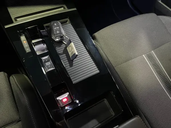 Opel Astra Sports Tourer 1.2 T Hybrid GS eDCT 29