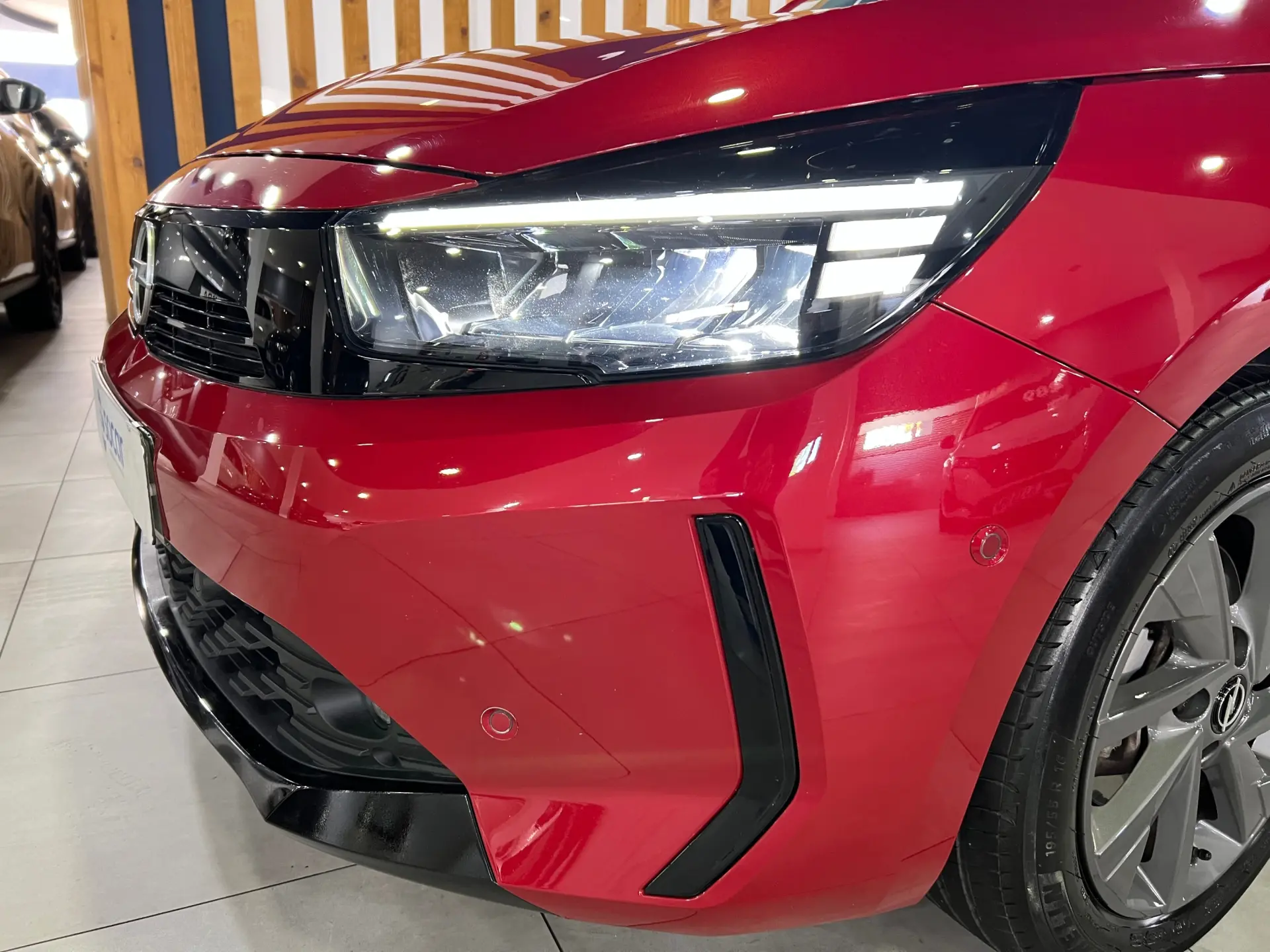 Opel Corsa 1.2 T Edition 4