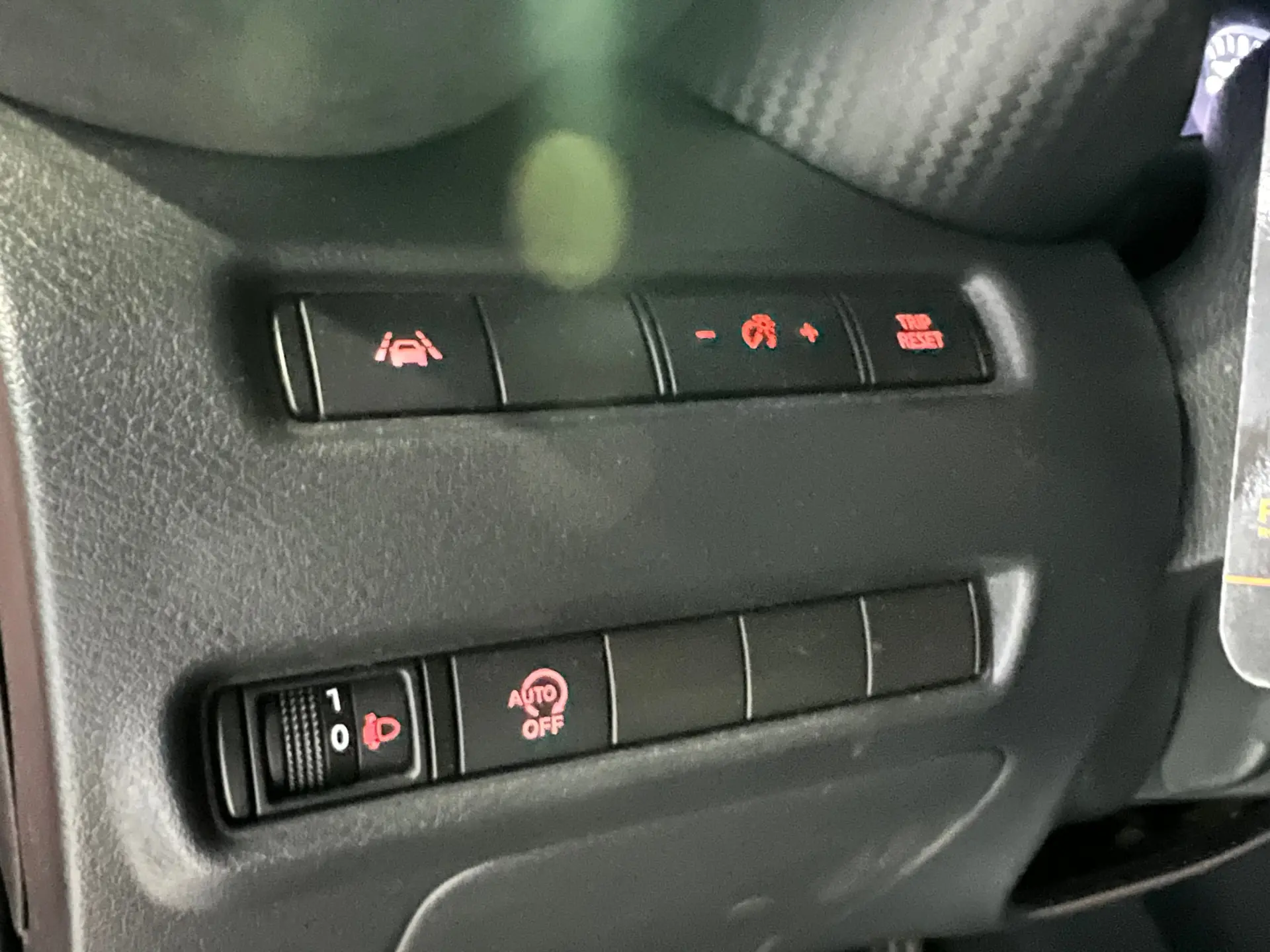 Nissan Juke 1.0 DIG-T N-Design DCT 27