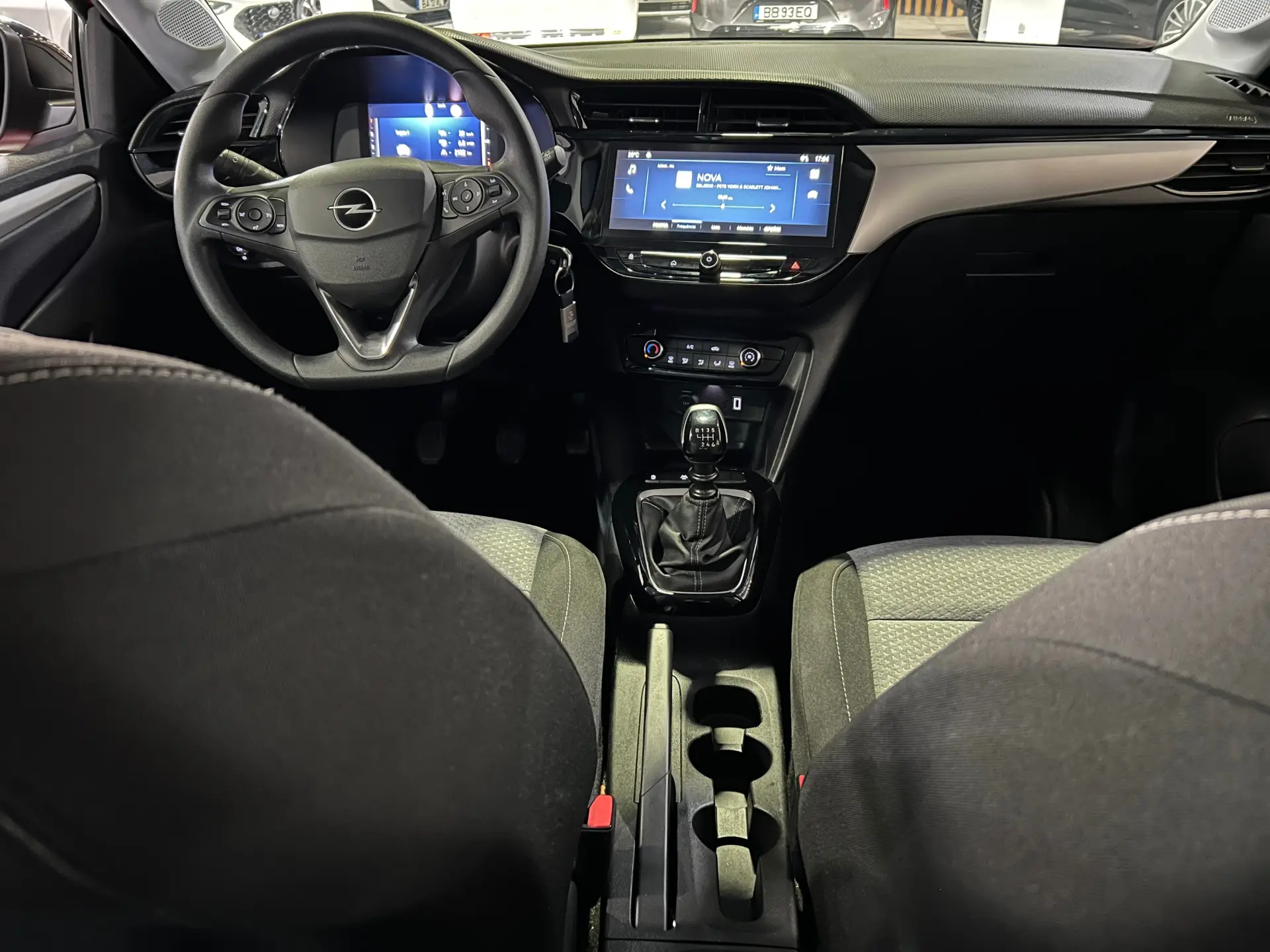 Opel Corsa 1.2 T Edition 12