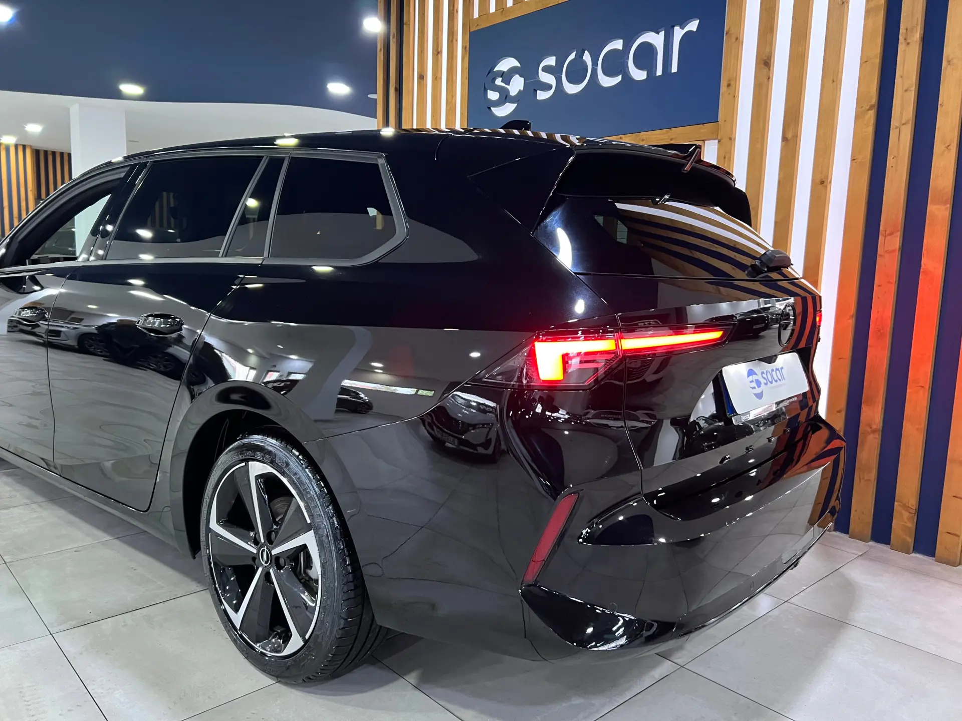 Opel Astra Sports Tourer 1.2 T Hybrid GS eDCT 6