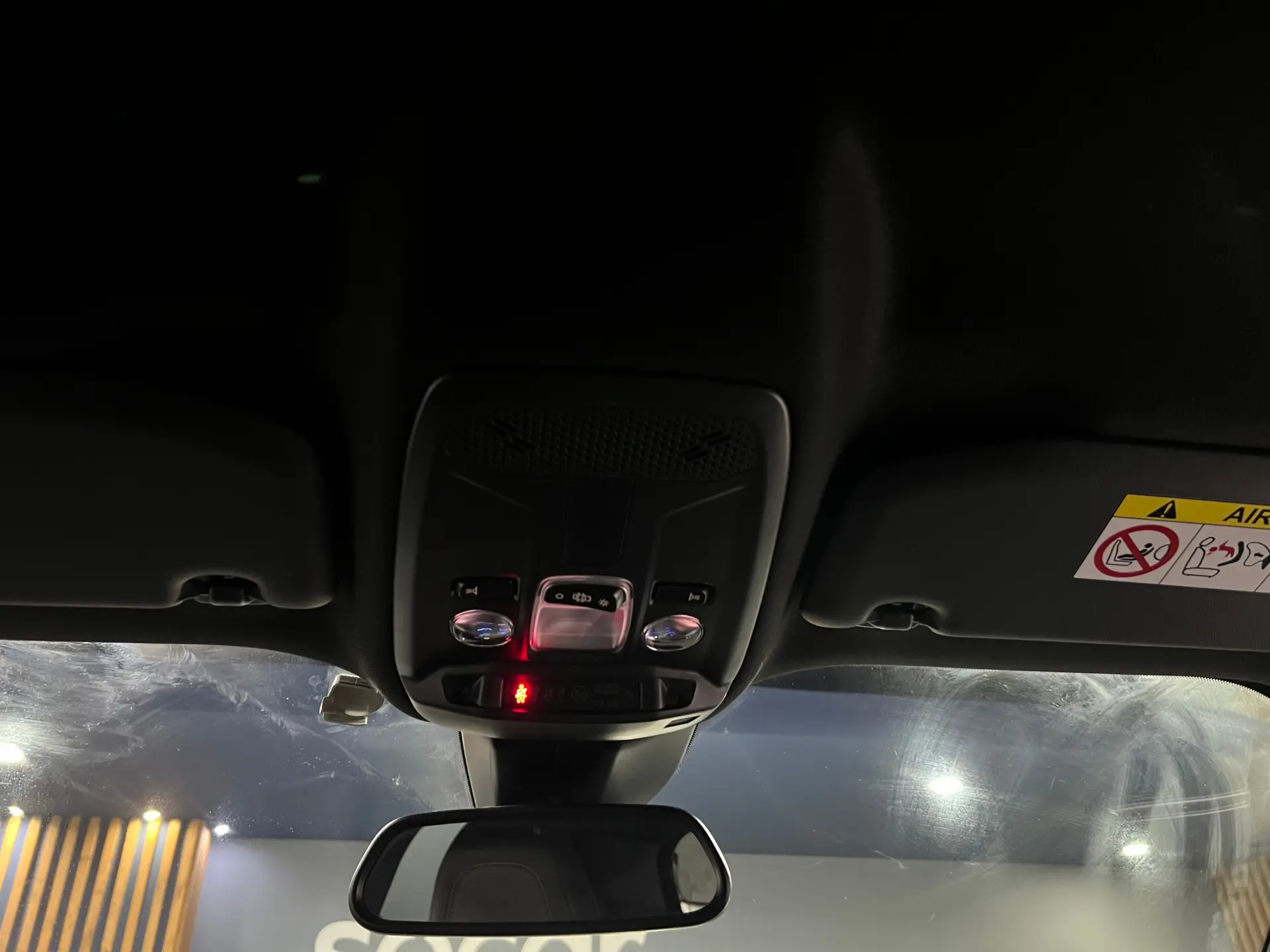 Peugeot 2008 1.2 Hybrid Allure e-DCS6 32