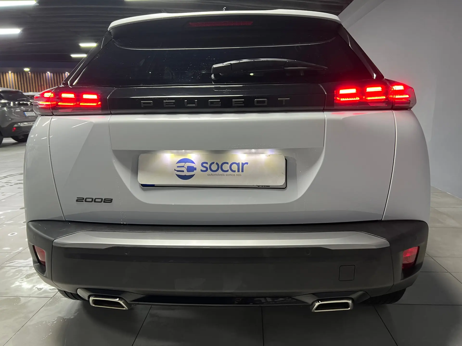 Peugeot 2008 1.2 Hybrid Allure e-DCS6 13