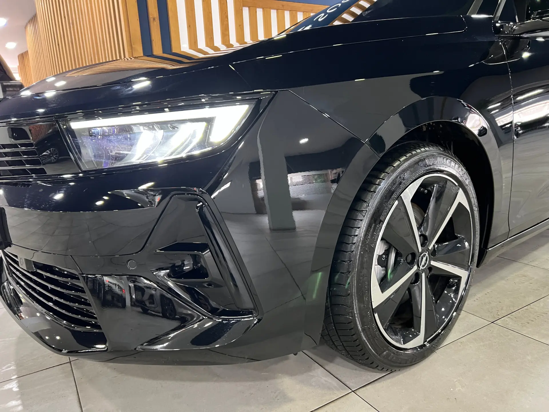 Opel Astra Sports Tourer 1.2 T Hybrid GS eDCT 5