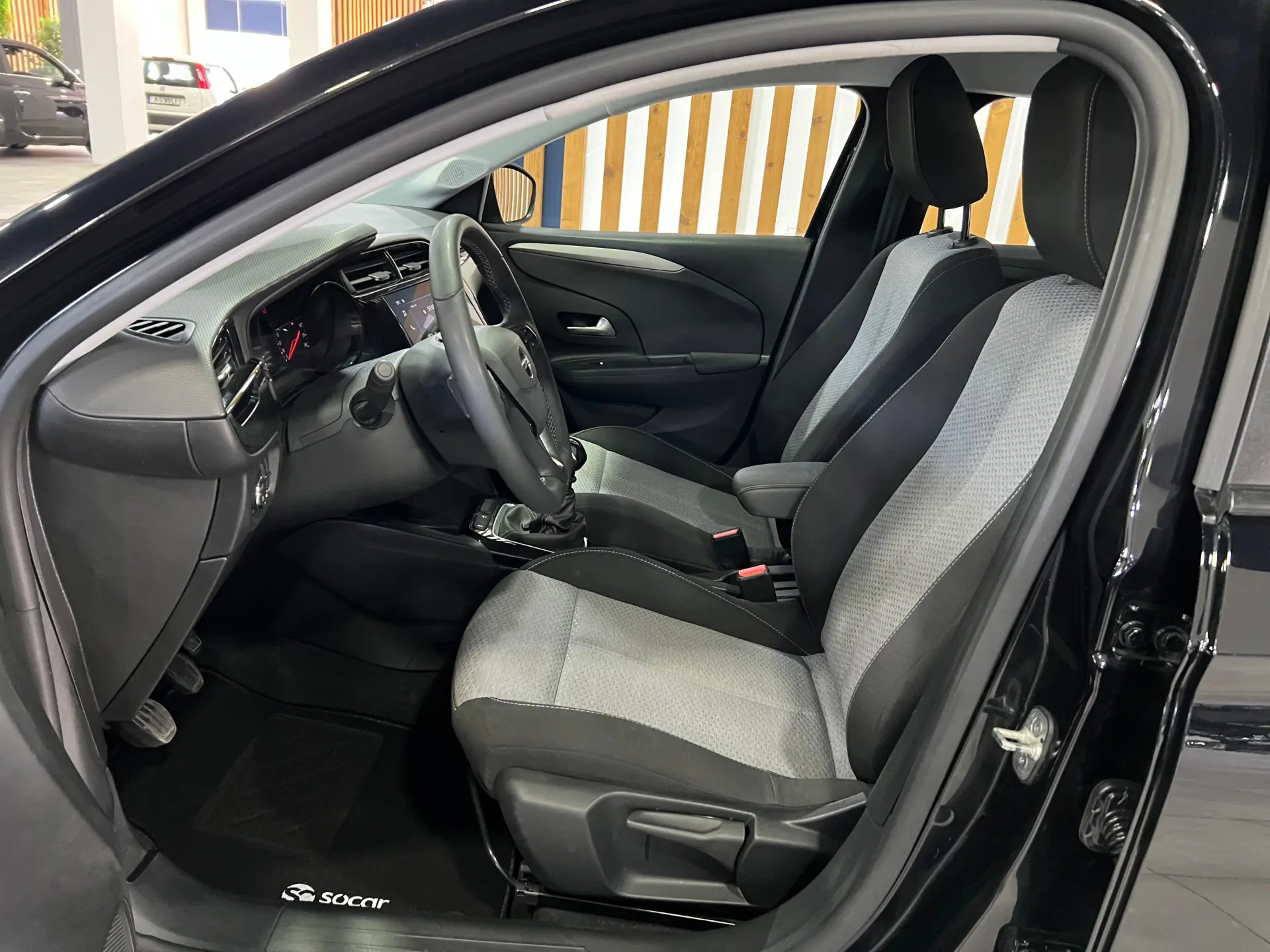 Opel Corsa 1.2 T Edition 8