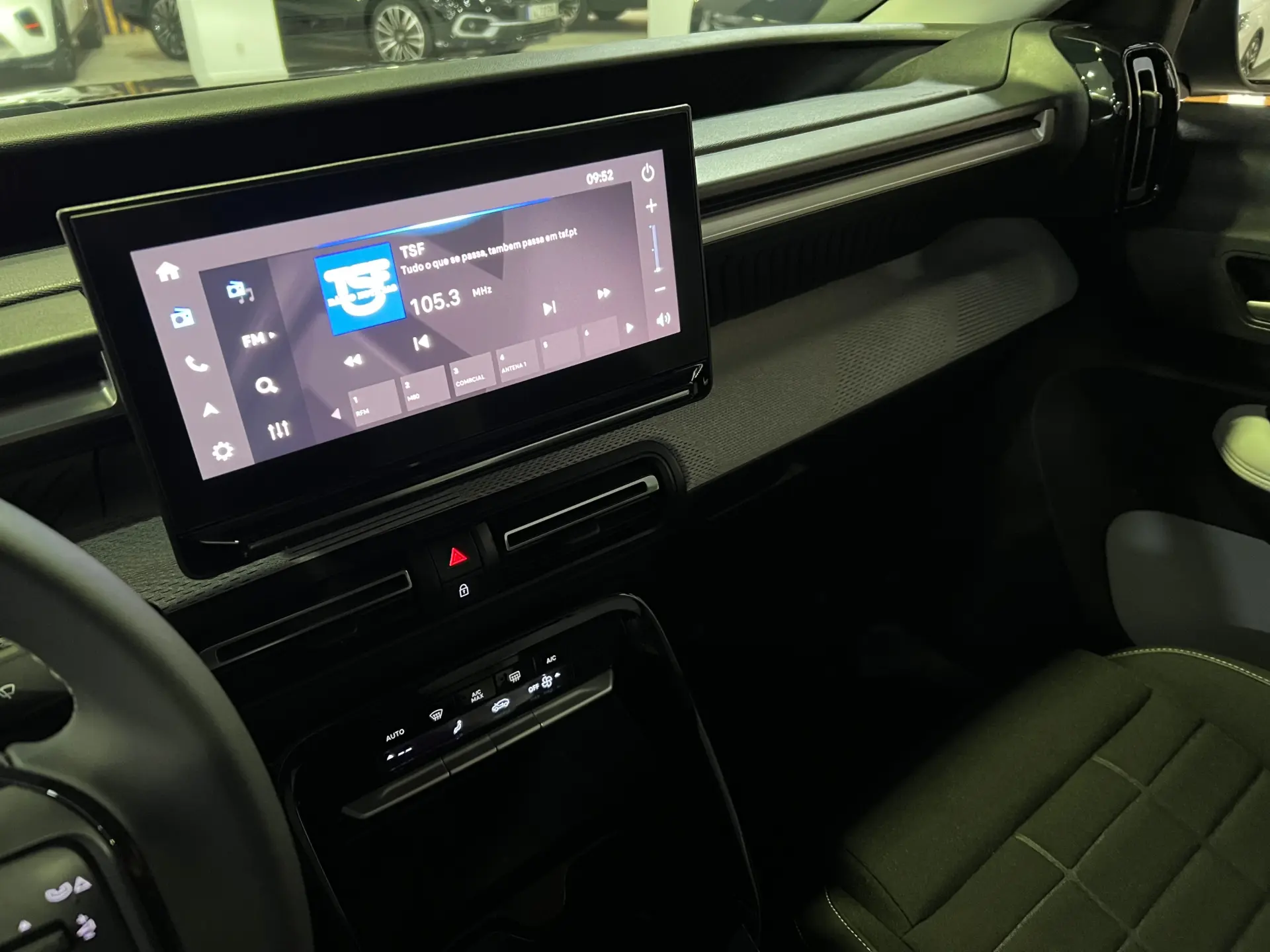 Citroën C3 1.2 Hybrid Max e-DSC6 23