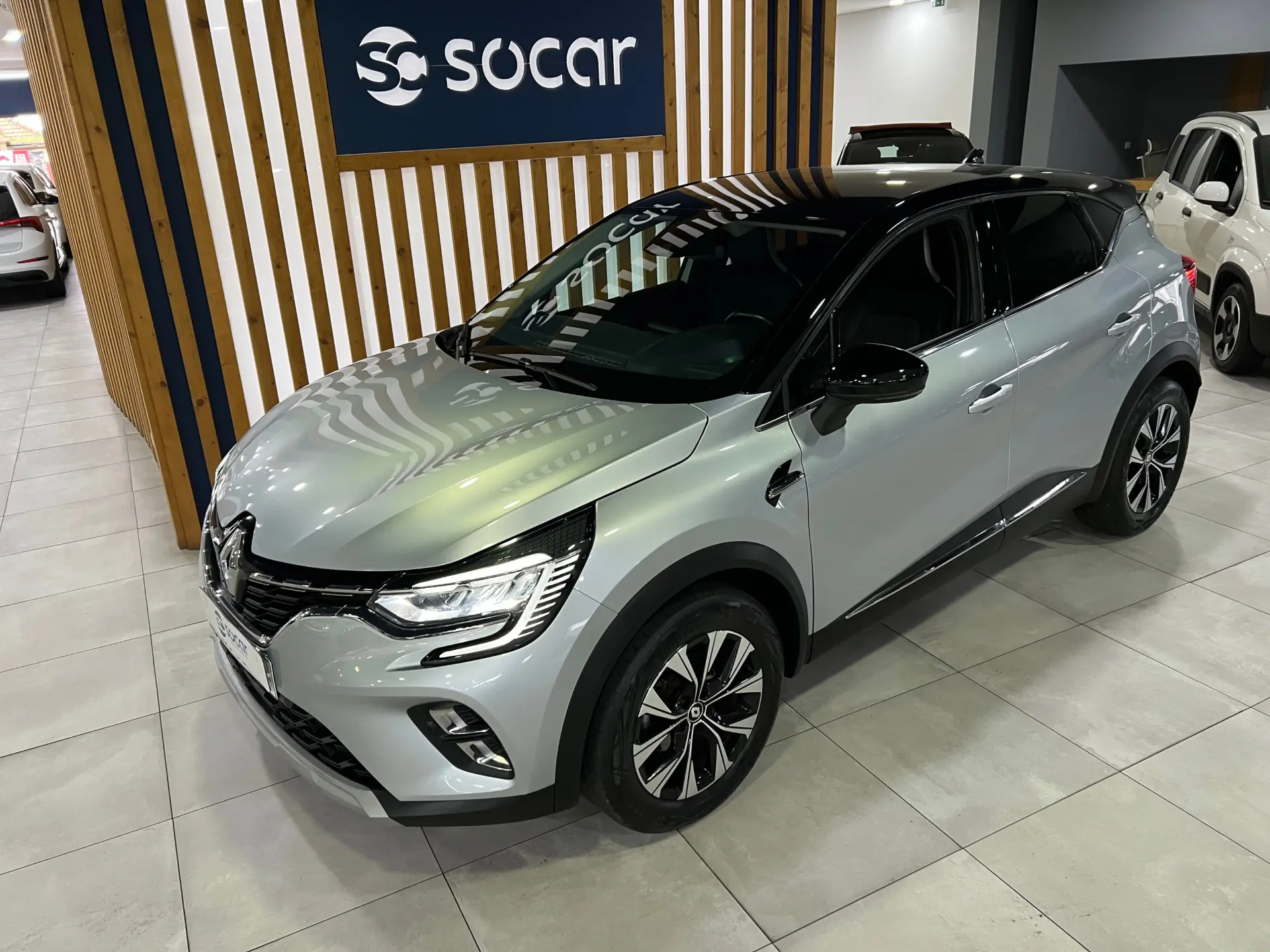 Renault Captur 1.0 TCe Techno 4