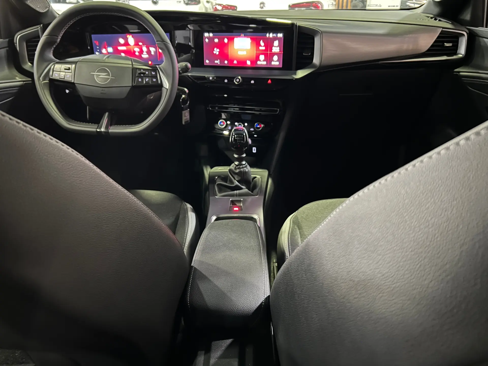 Opel Mokka 1.2 T GS 15