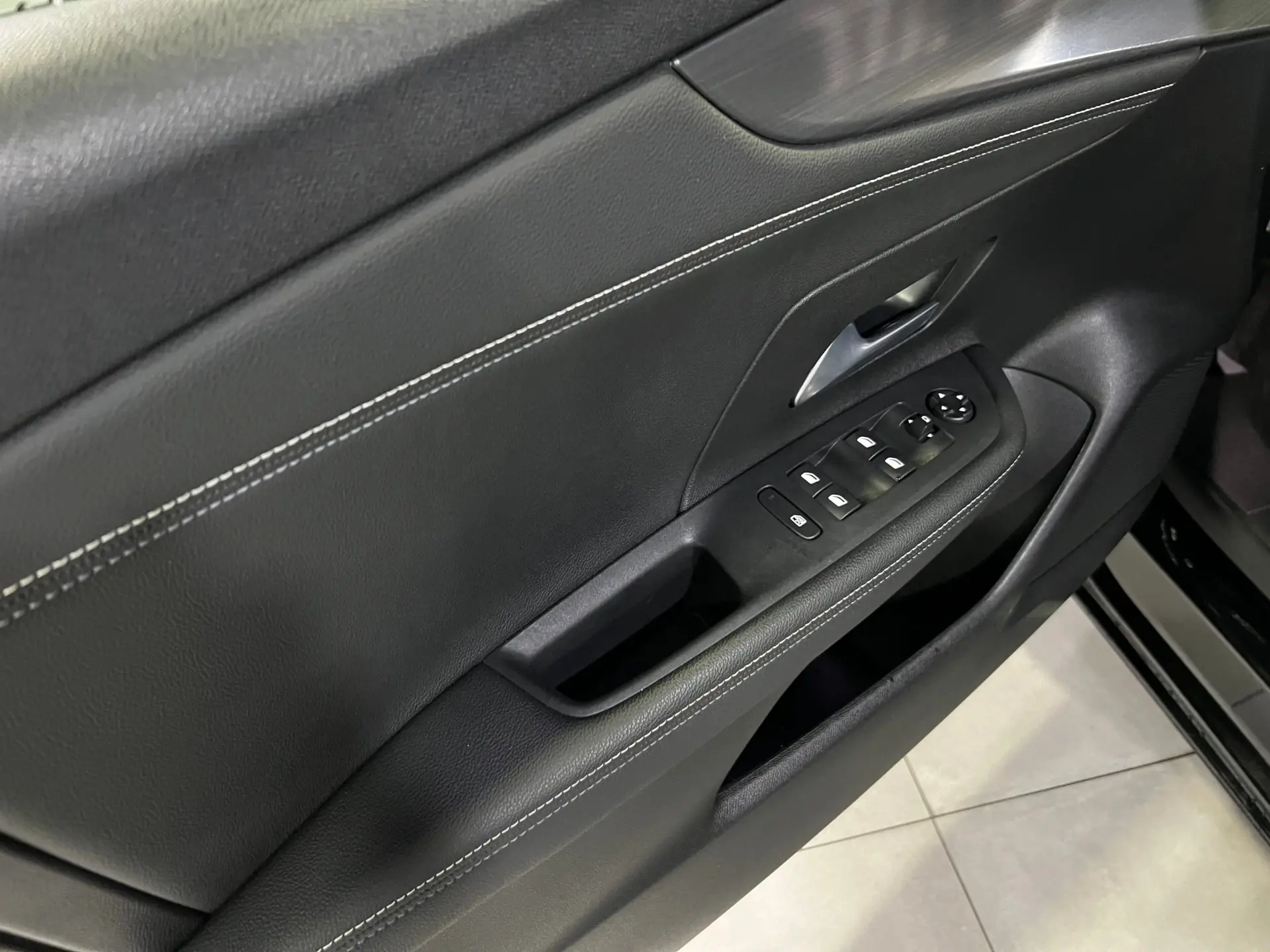 Opel Mokka 1.2 T Edition 25