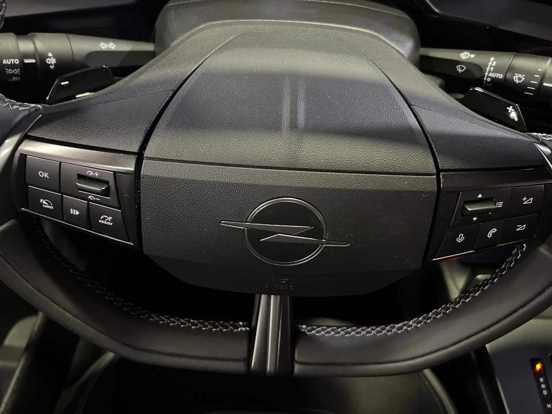 Opel Mokka 1.2 Hybrid GS eDCT 19