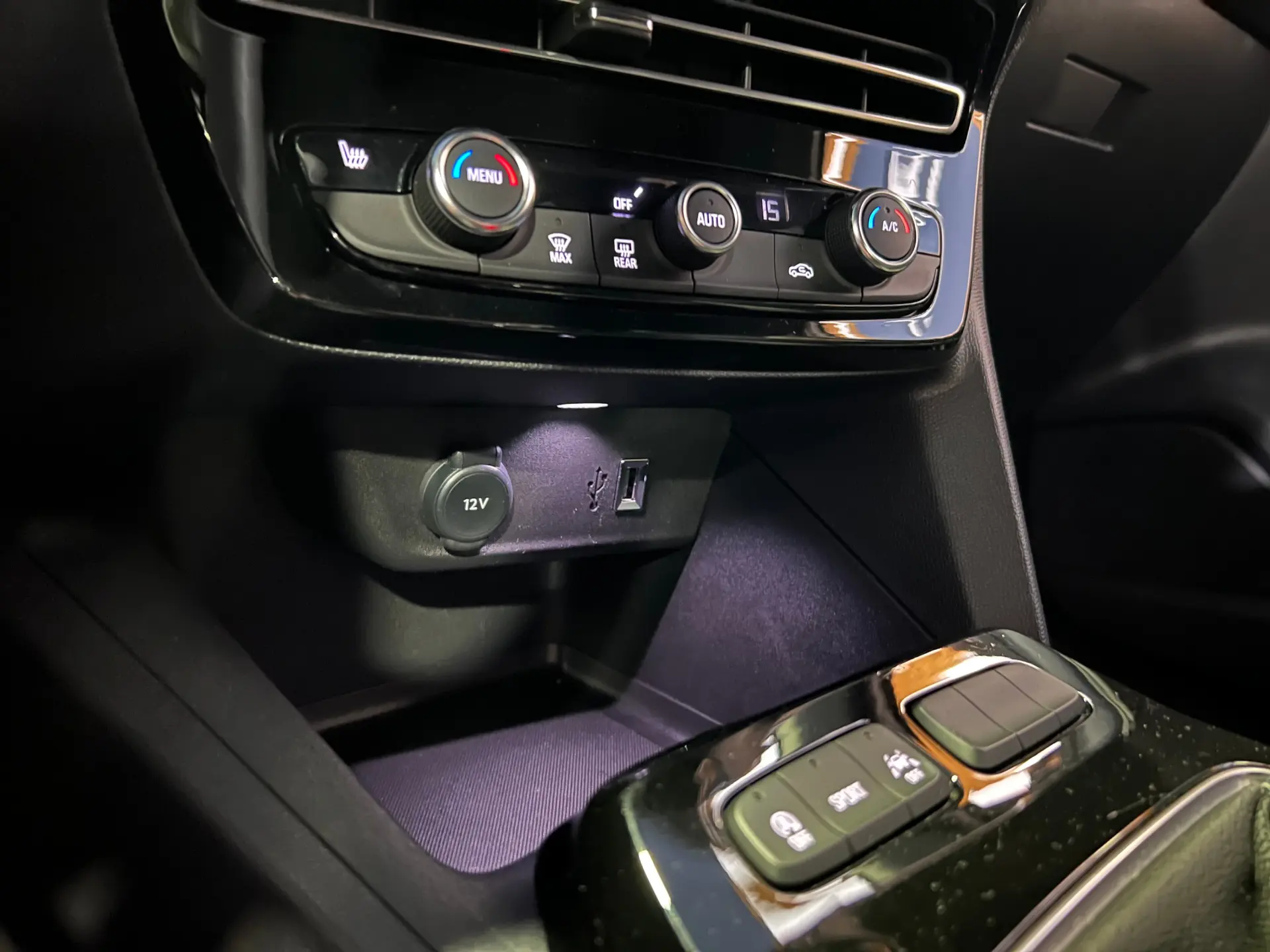 Opel Mokka 1.2 T GS 28