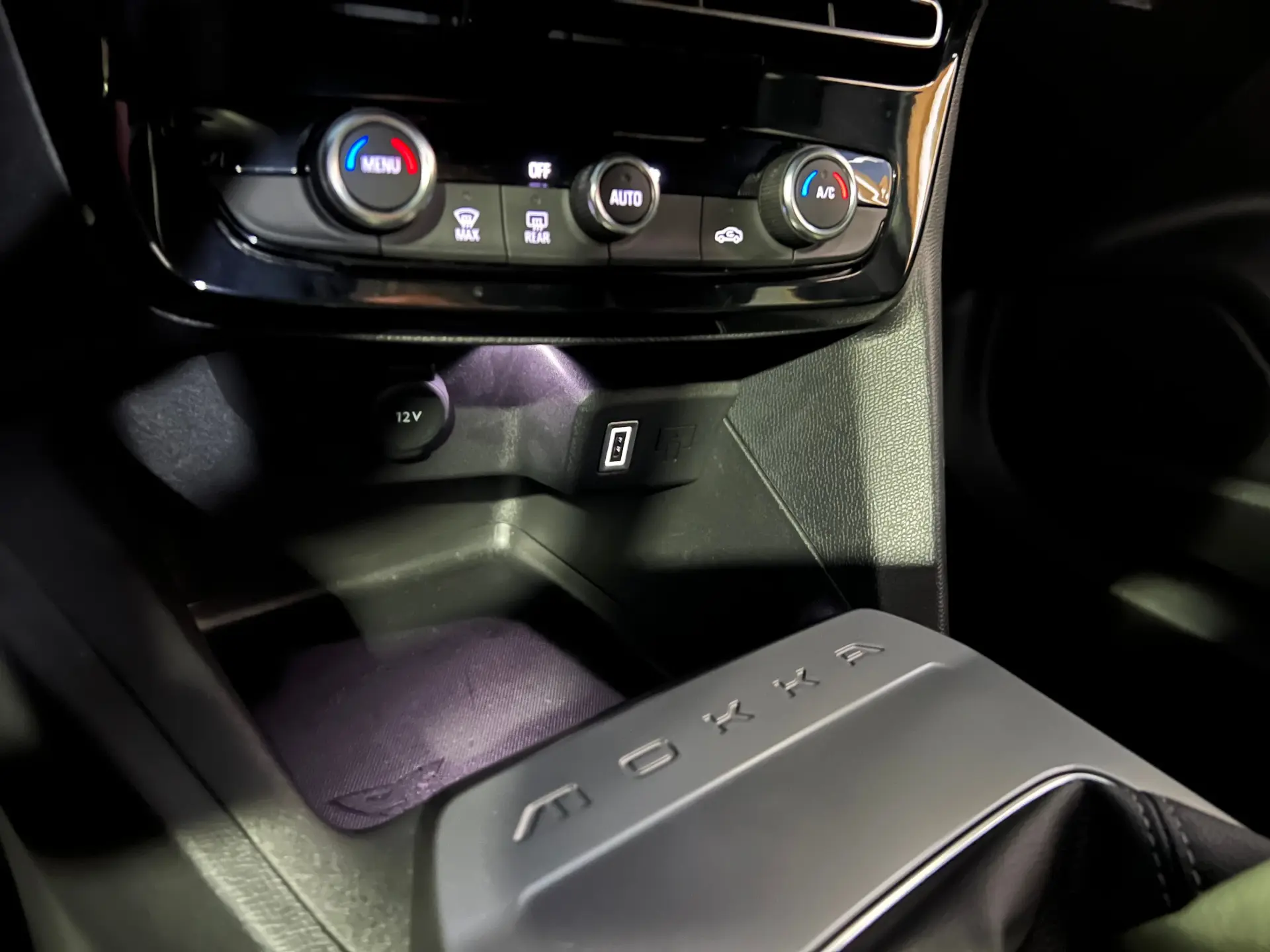 Opel Mokka 1.2 T Edition 23