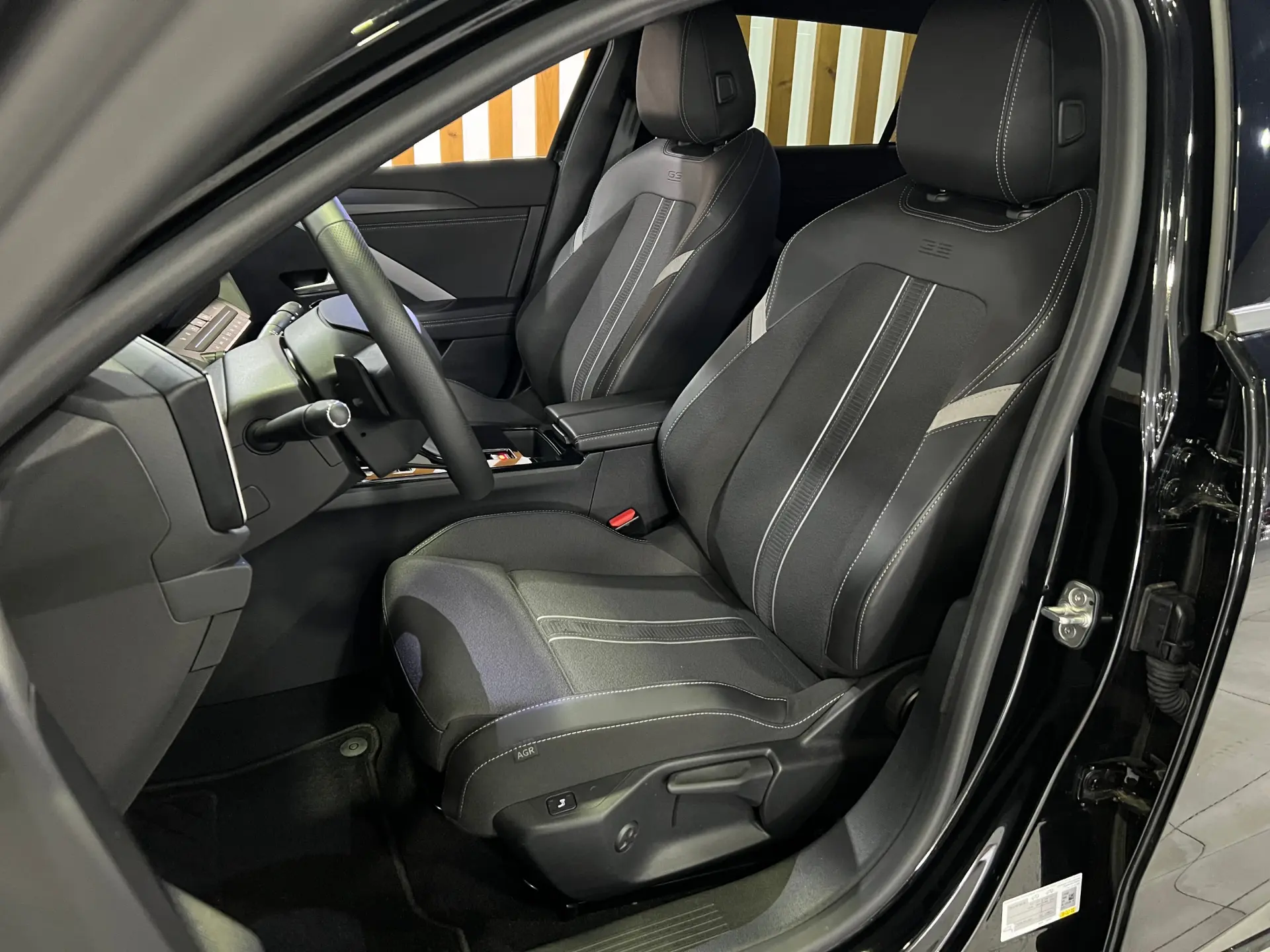 Opel Astra Sports Tourer 1.2 T Hybrid GS eDCT 18