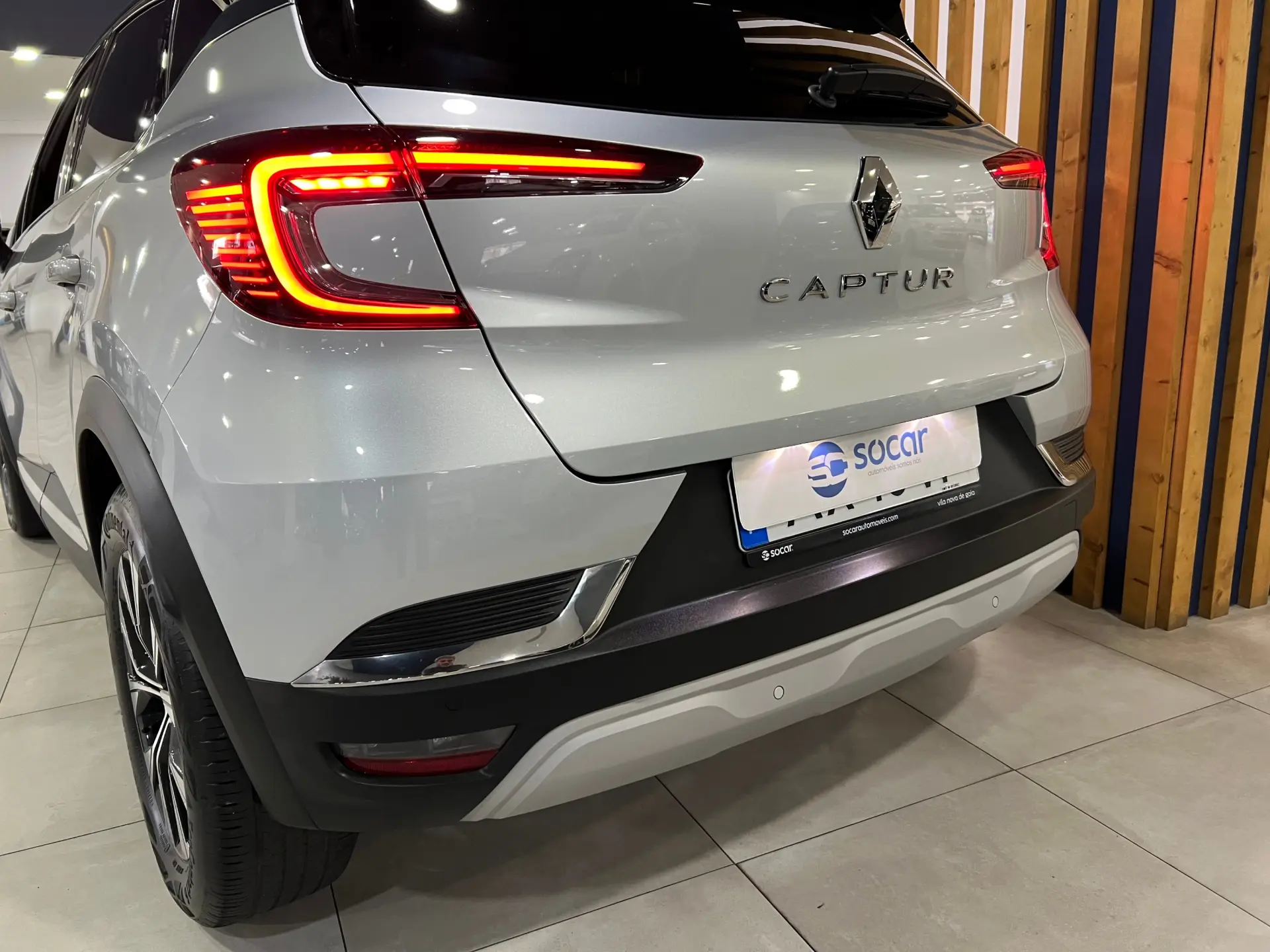 Renault Captur 1.0 TCe Techno 8