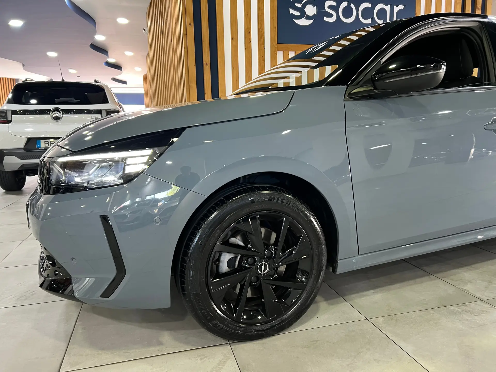 Opel Corsa 1.2 T GS 4