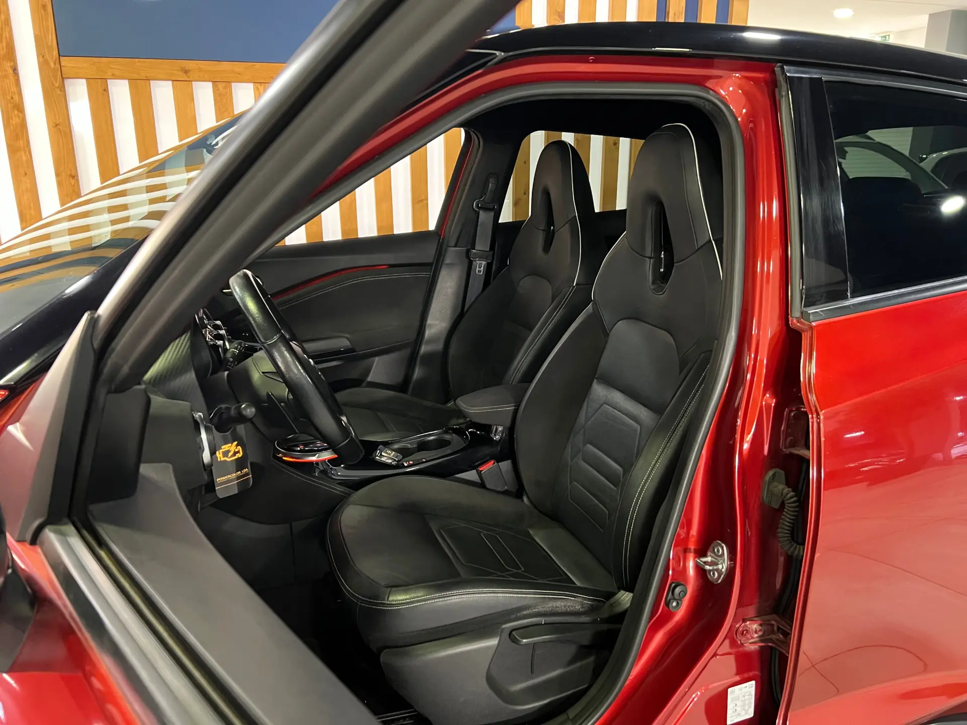 Nissan Juke 1.0 DIG-T N-Design DCT 13