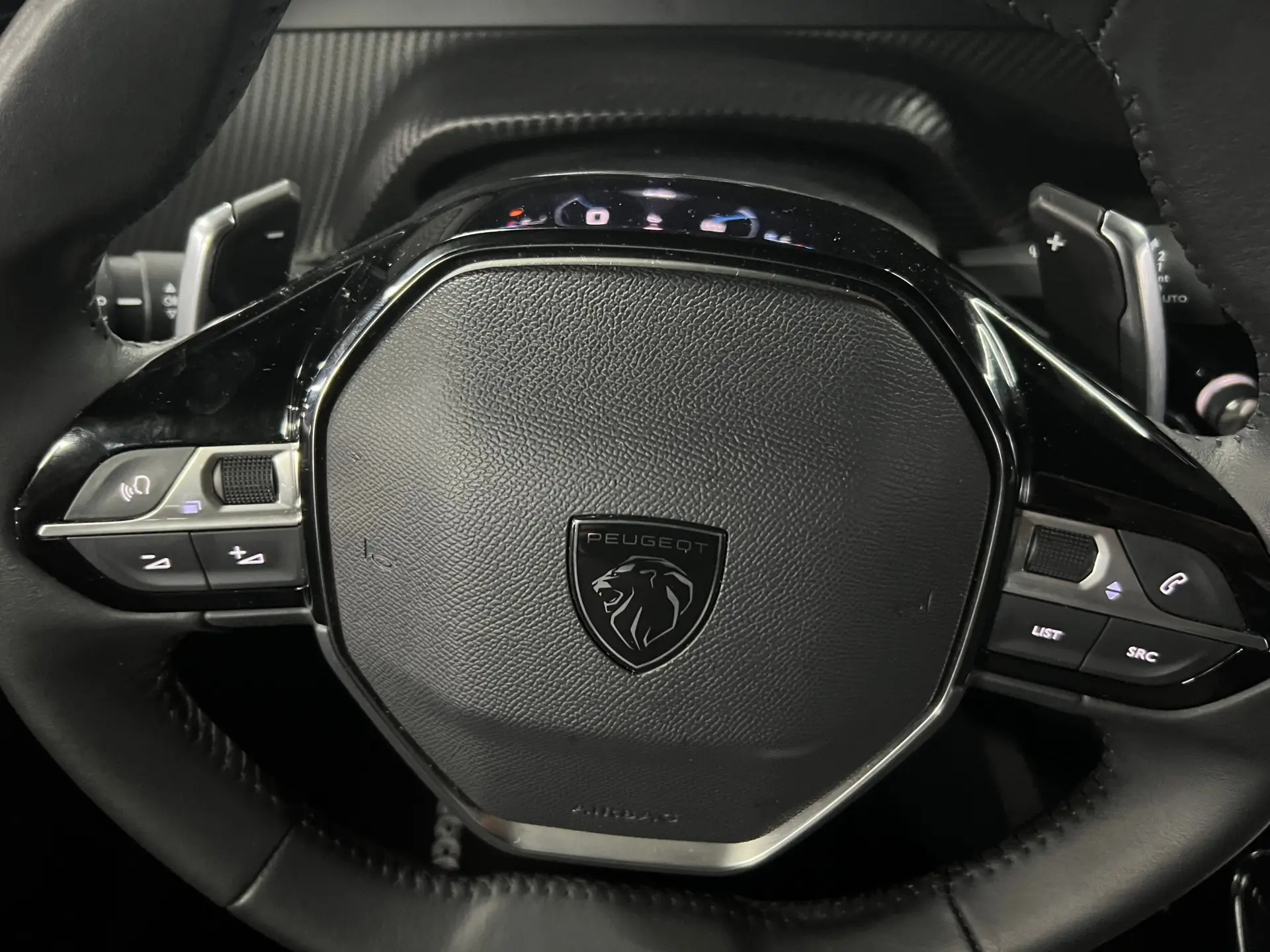 Peugeot 2008 1.2 Hybrid Allure e-DCS6 21