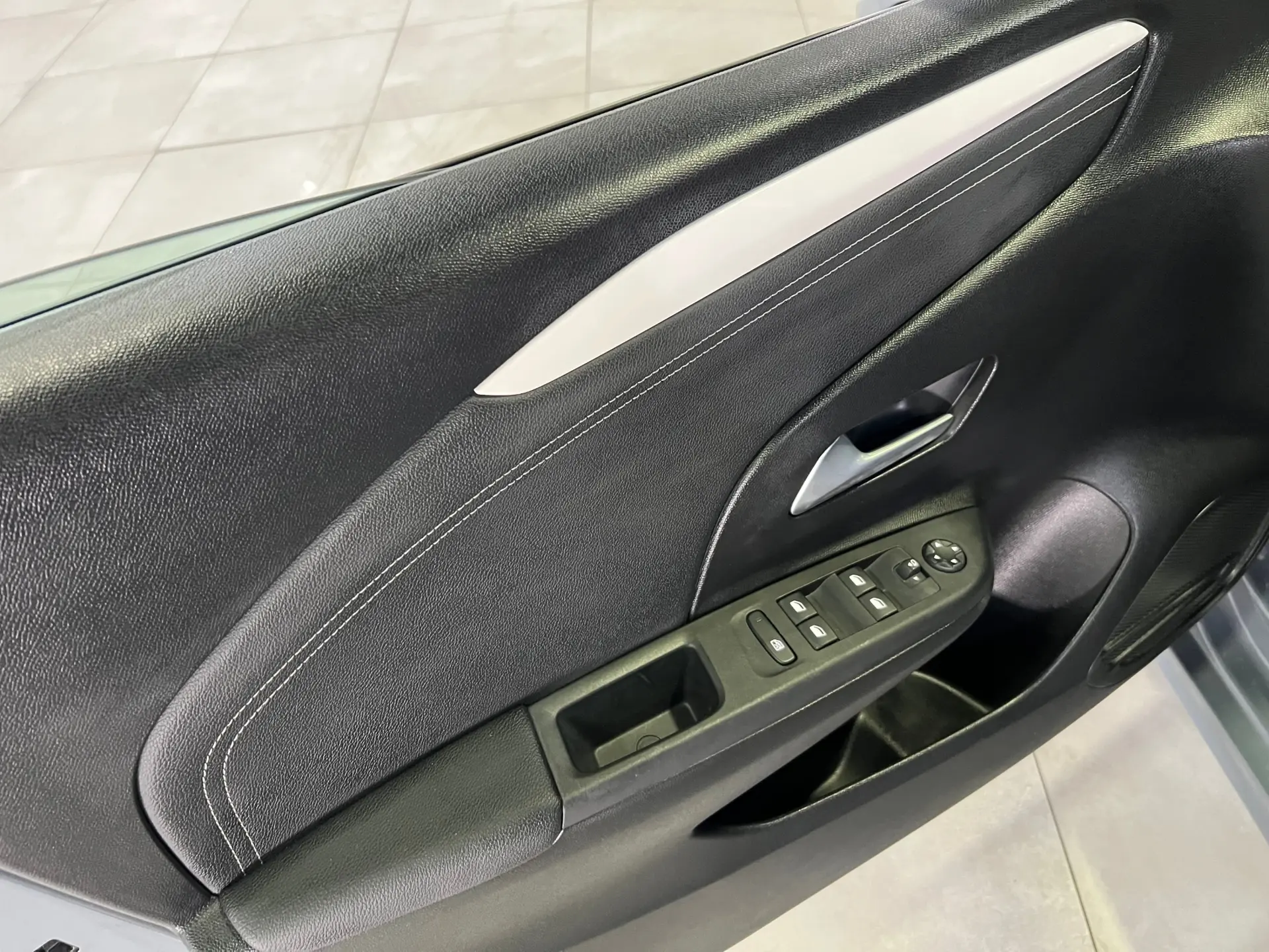 Opel Corsa 1.2 T GS 27