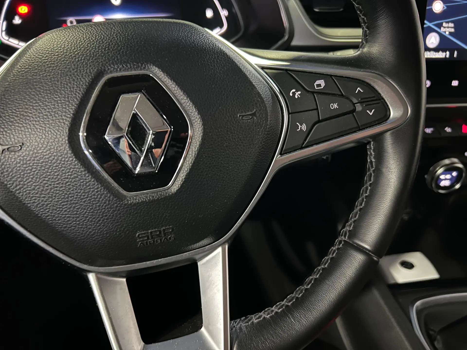 Renault Captur 1.0 TCe Techno 18