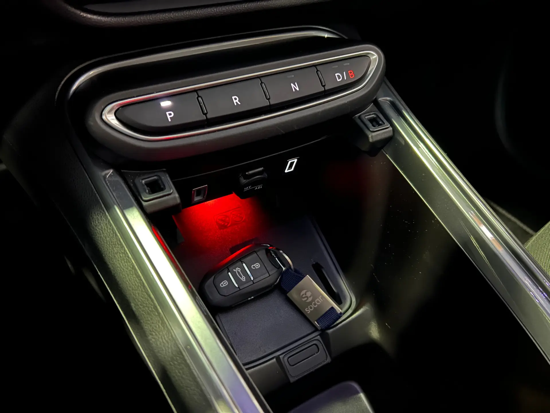 Fiat 600e 54 kWh (RED) 26