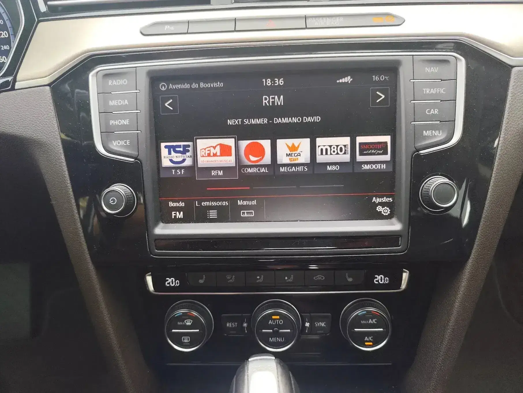 Volkswagen Passat 2.0 TDI Highline DSG 22