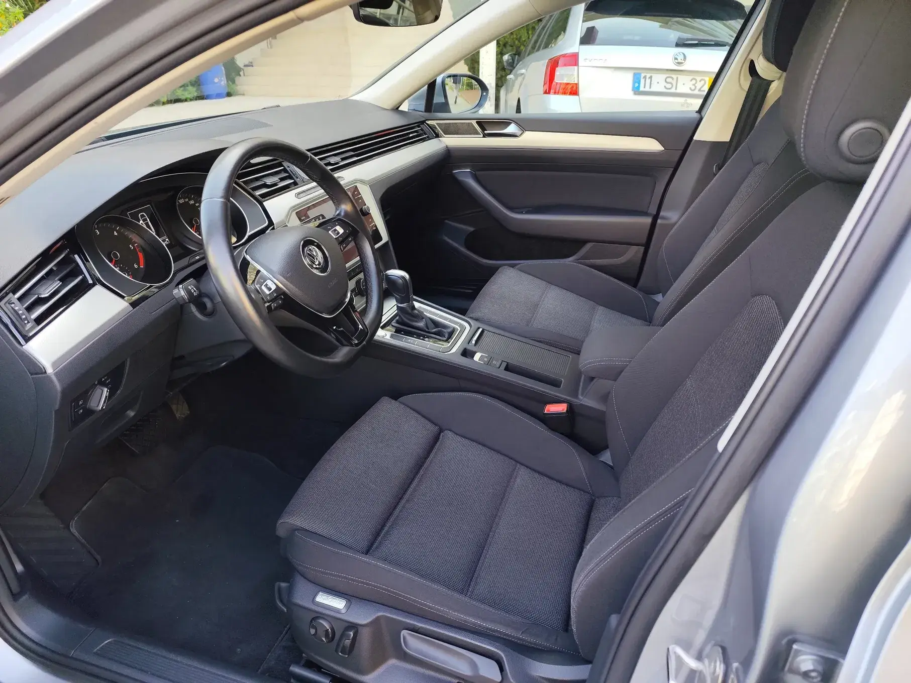 Volkswagen Passat Variant 2.0 TDi Confortline DSG 4