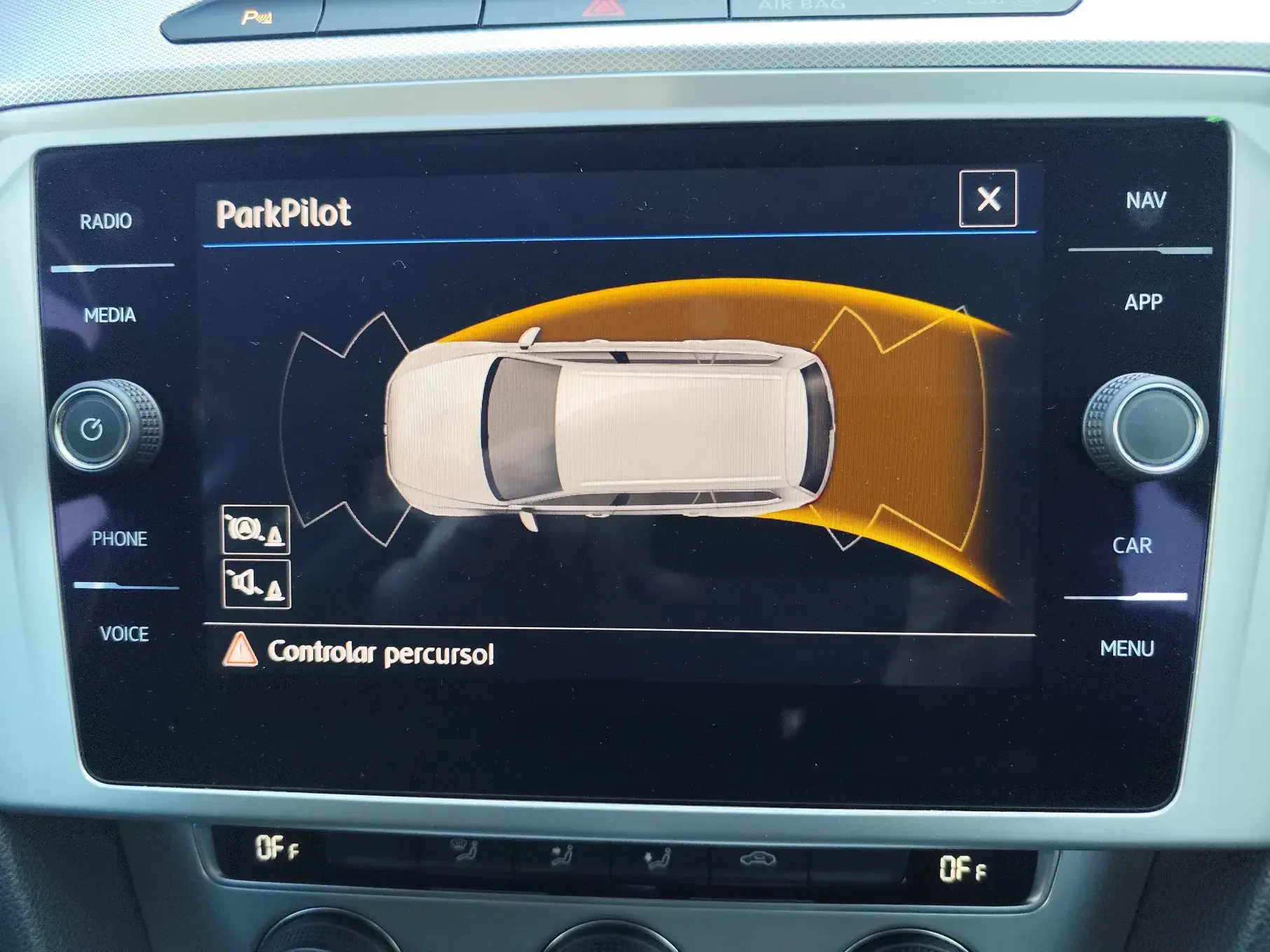 Volkswagen Passat Variant 2.0 TDi Confortline DSG 27