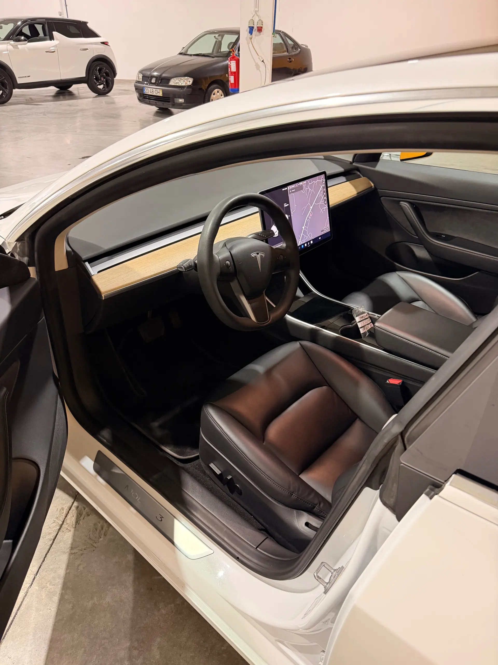 Tesla Model 3 Standard Range Plus RWD 6