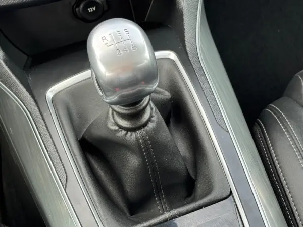 Peugeot 308 1.5 BlueHDi Allure 13