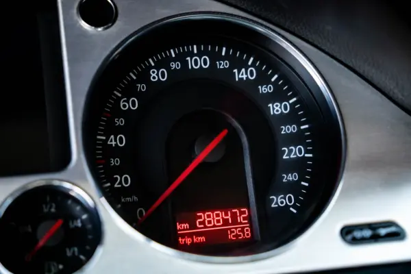 Volkswagen Passat 2.0 TDI Highline 17