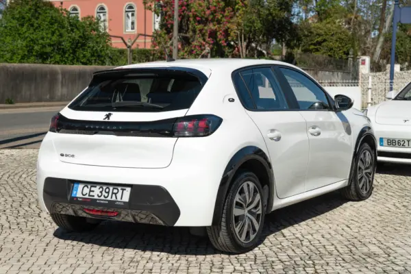 Peugeot e-208 50 kWh Active 7