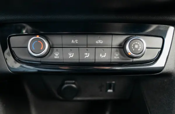 Opel Corsa 1.5 D Business 26