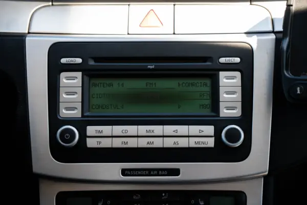 Volkswagen Passat 2.0 TDI Highline 18