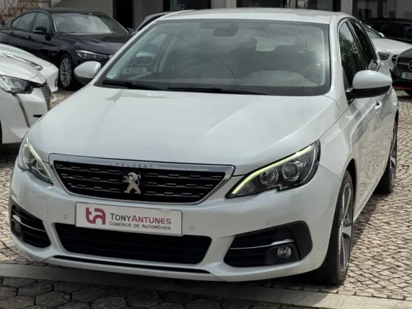 Peugeot 308 1.5 BlueHDi Allure 5