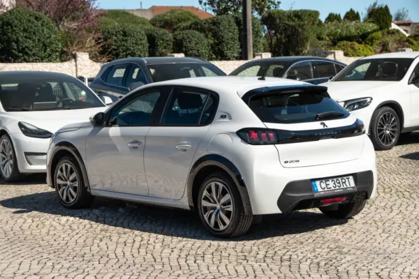 Peugeot e-208 50 kWh Active 21