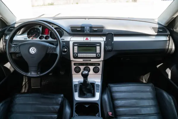 Volkswagen Passat 2.0 TDI Highline 4