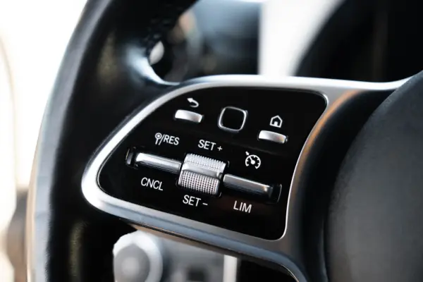 Mercedes-Benz A 250 Limousine e 8G-DCT Style 17