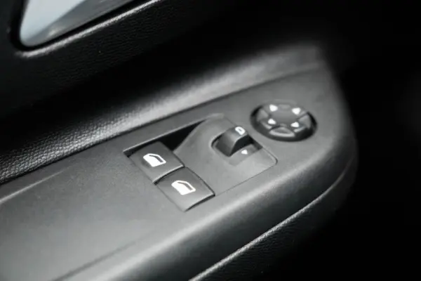 Opel Corsa 1.5 D Business 22