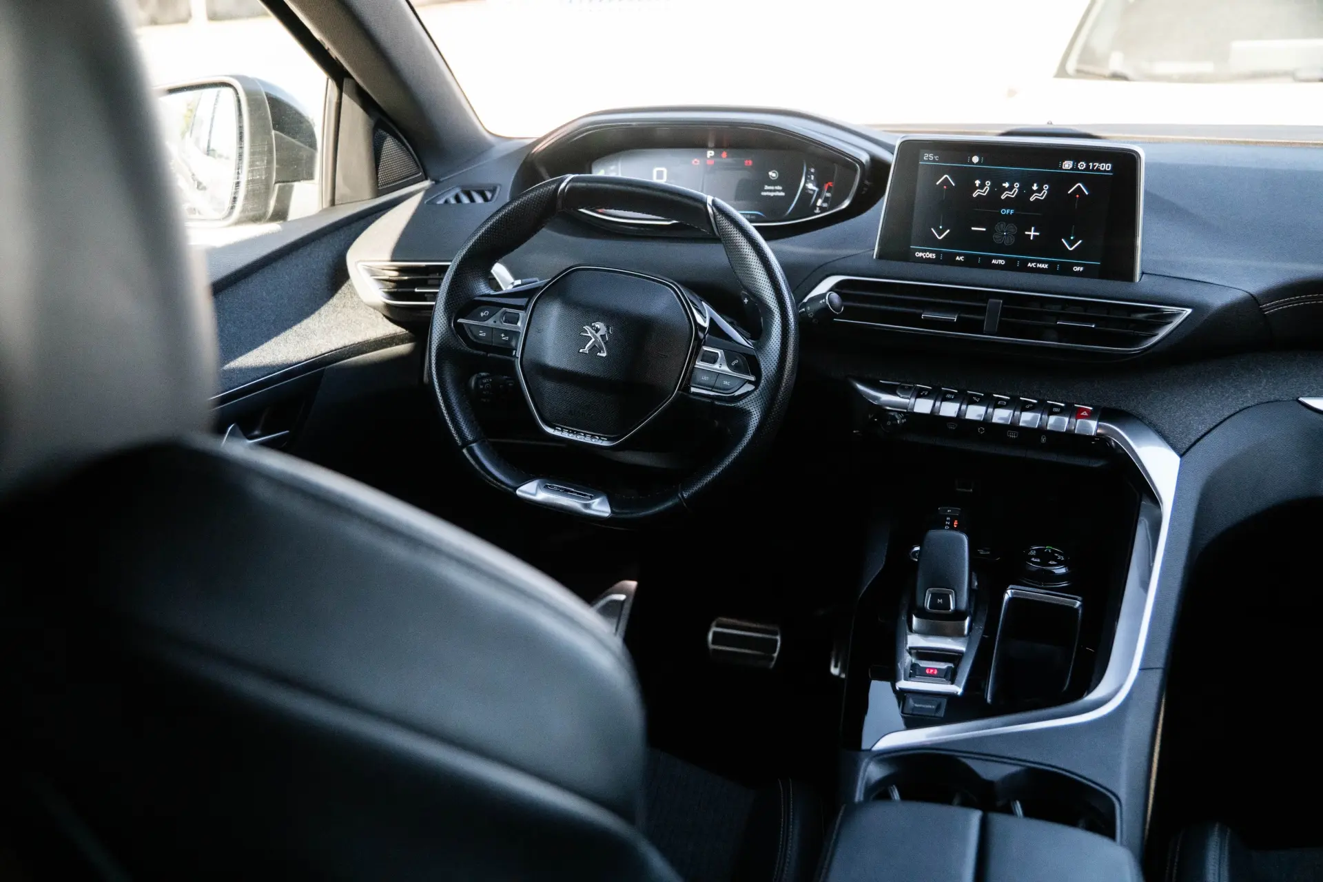 Peugeot 3008 1.5 BlueHDi GT Line EAT8 28