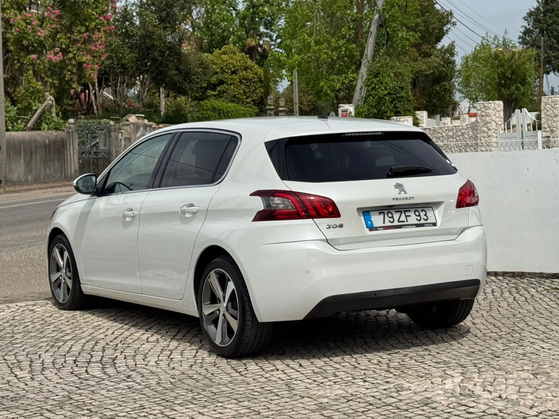 Peugeot 308 1.5 BlueHDi Allure 4