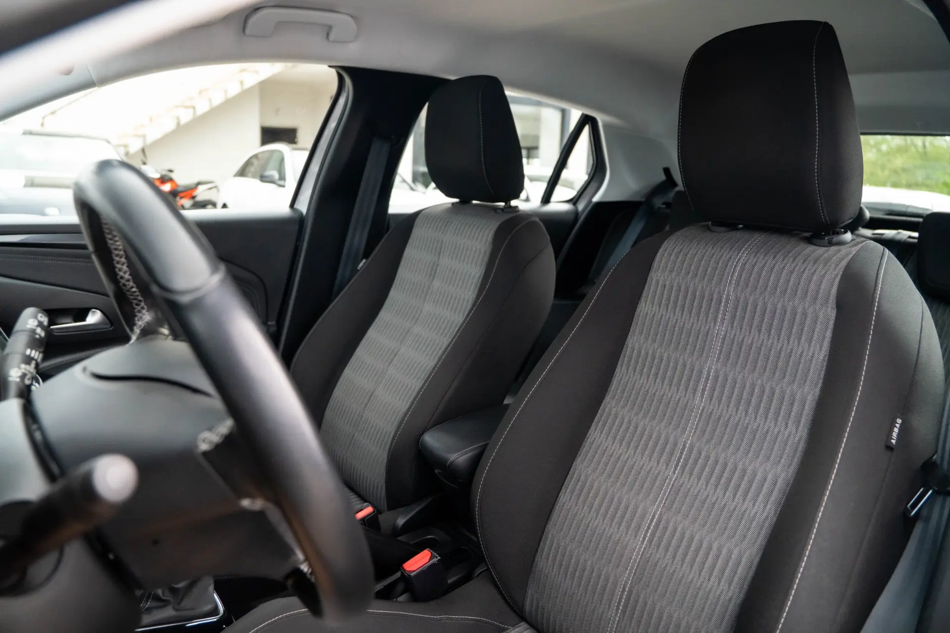 Opel Corsa 1.5 D Business 31