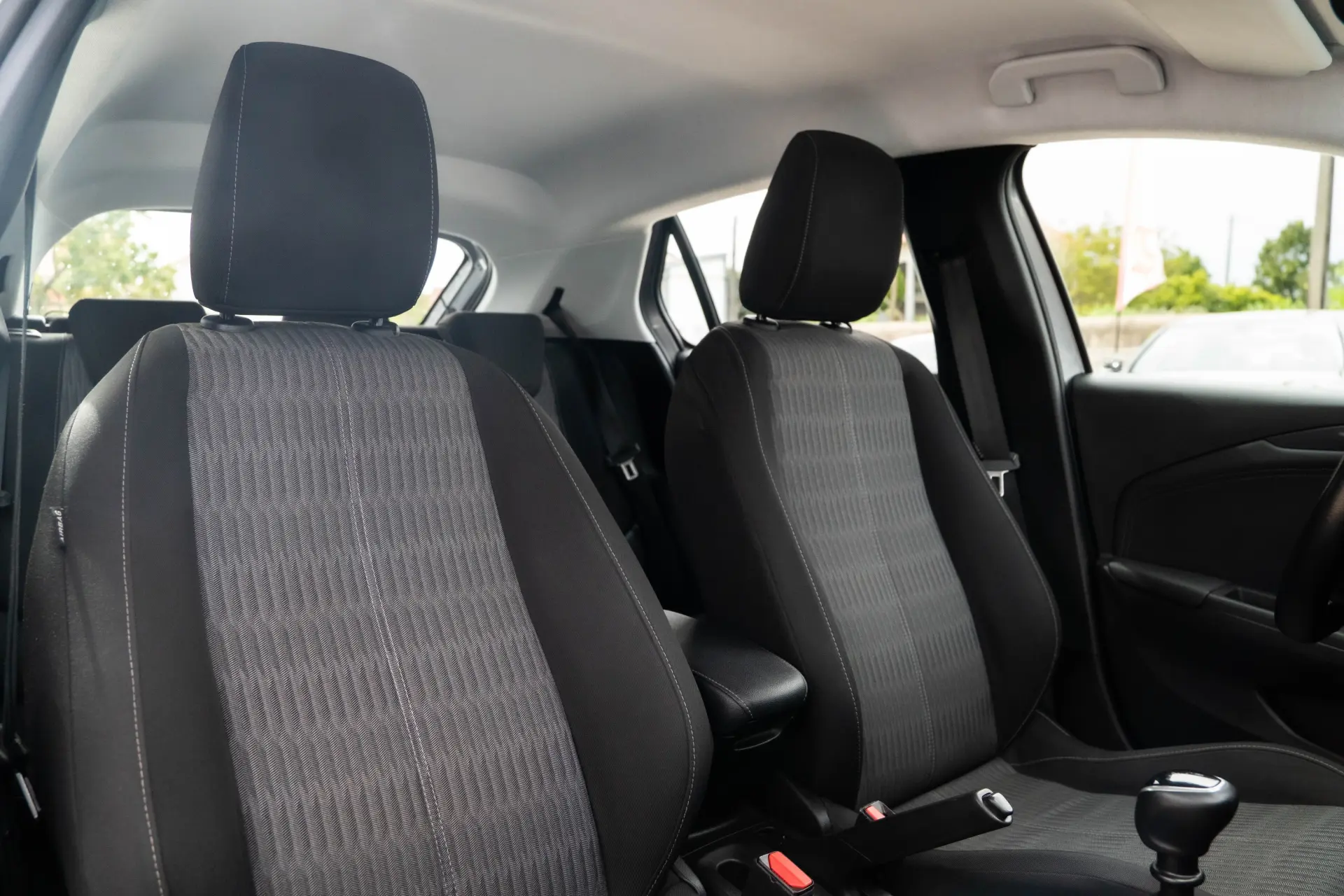 Opel Corsa 1.5 D Business 14