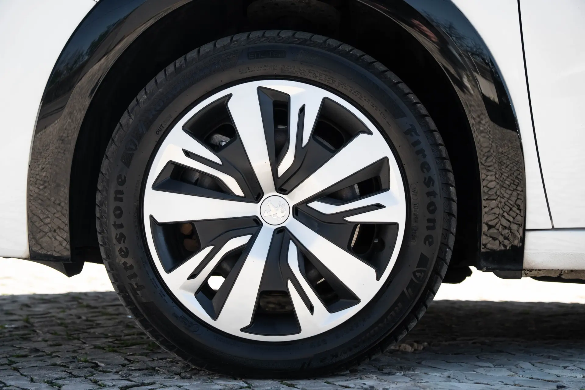 Peugeot e-208 50 kWh Active 3