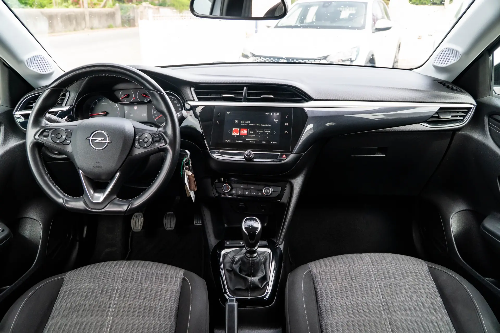 Opel Corsa 1.5 D Business 4