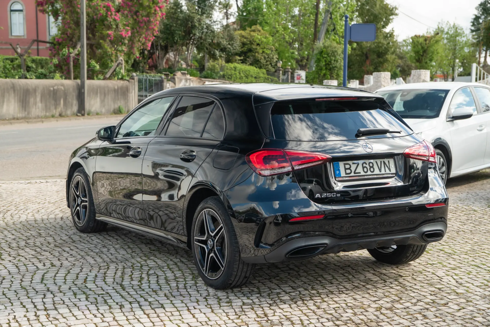 Mercedes-Benz A 250 e 8G-DCT Edition AMG Line 14