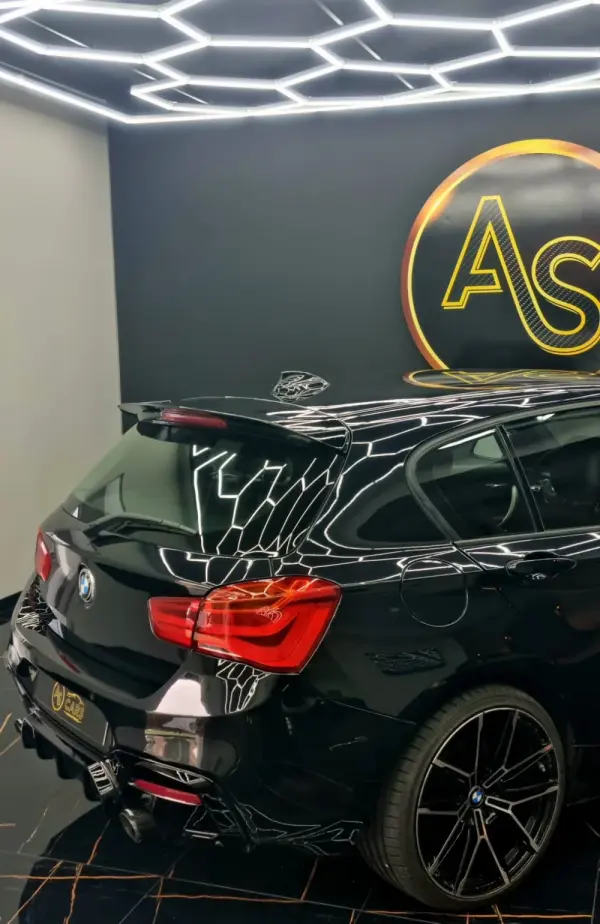 BMW 120 d Pack M Performance 33