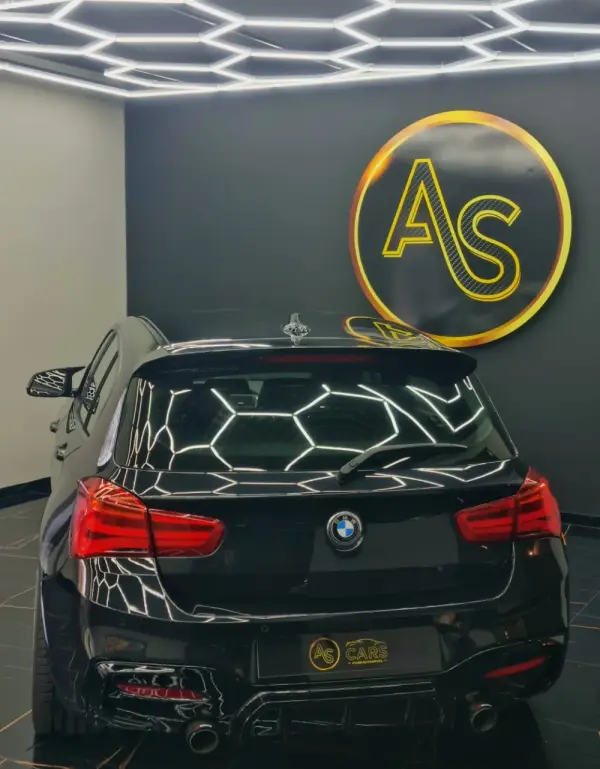 BMW 120 d Pack M Performance 51