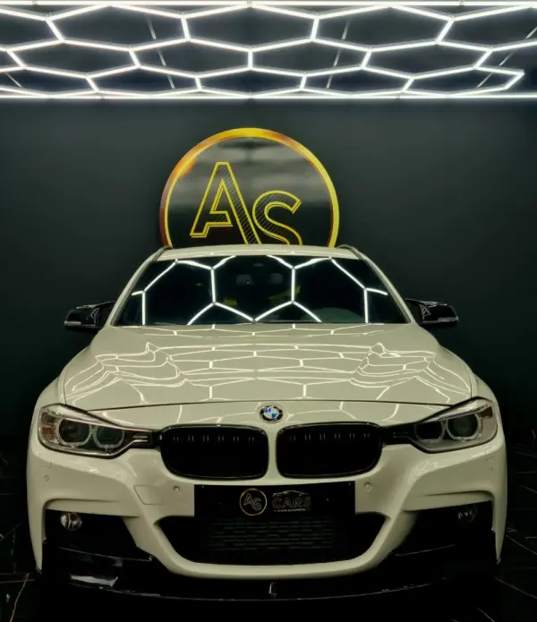 BMW 320 d Pack M Performance 43