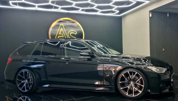 BMW 320 d Pack M Performance 28