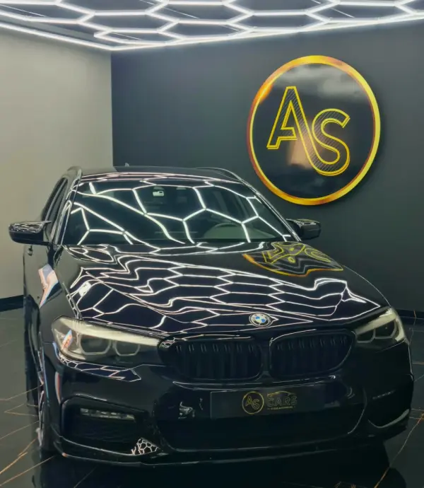 BMW 520 d Pack Desportivo M Performance 7